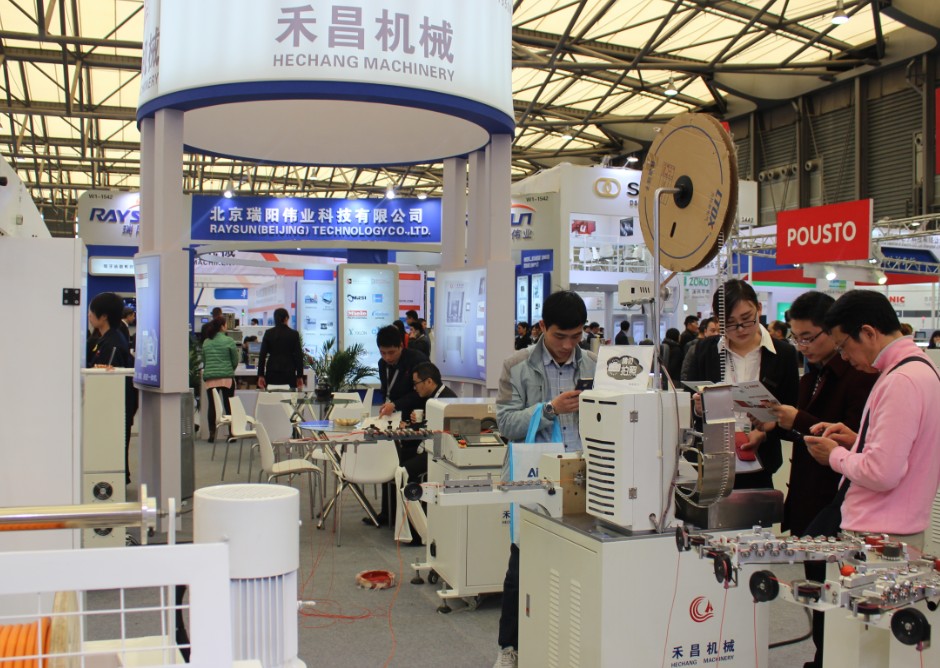 電腦剝線機(jī)是由哪些部件組成的？